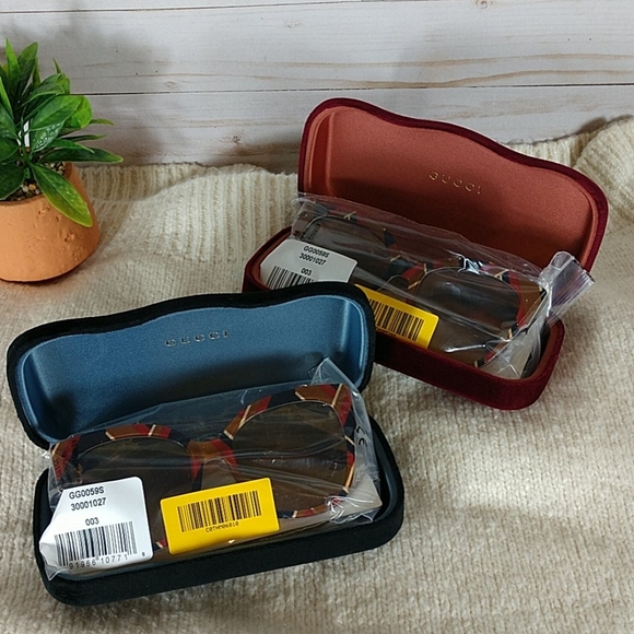 Gucci 55mm Sunglasses Oversized - Picture 15 of 16